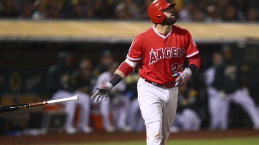 Cowart pega grand slam y Angelinos derrotan a Atléticos 9-7
