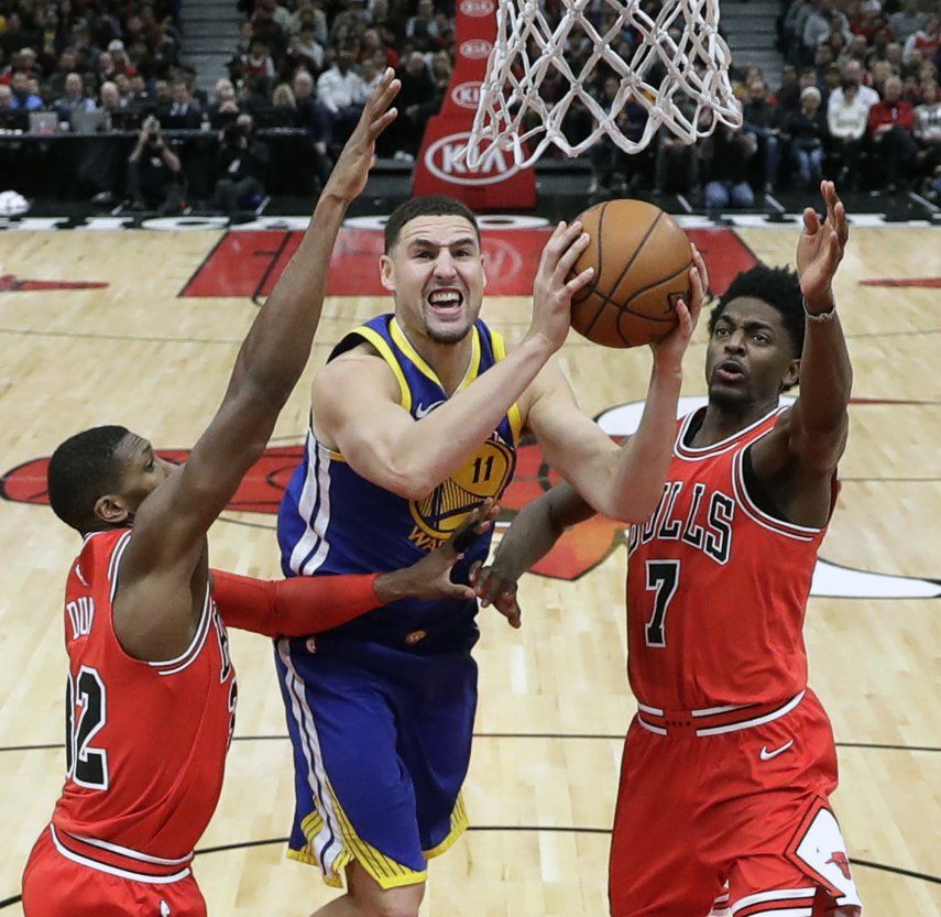 Warriors hilan 14to triunfo como visitantes; vencen a Bulls