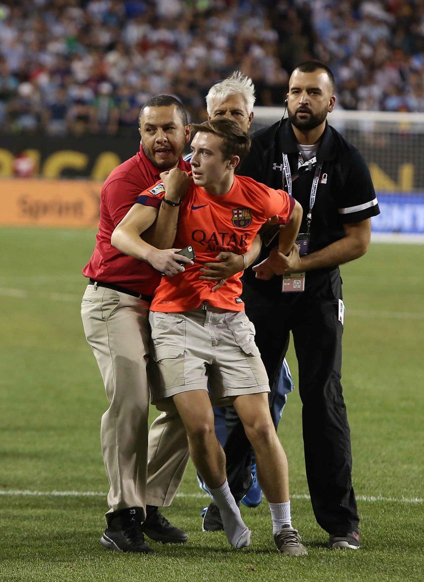 Panamá cae por goleada ante Argentina