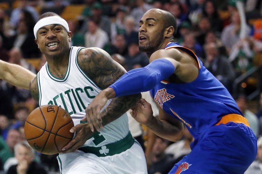 Enceste a una mano de Bradley da victoria a Celtics