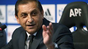 Centenario: Díaz se va agradeciendo a los veteranos