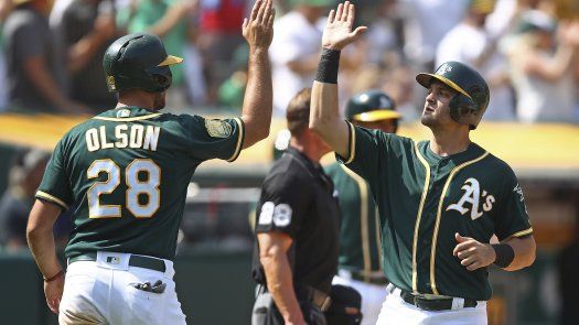Los A’s empatan a Houston en la cima de la división