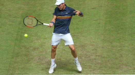 Bautista alcanza los cuartos de final de Halle, Thiem eliminado