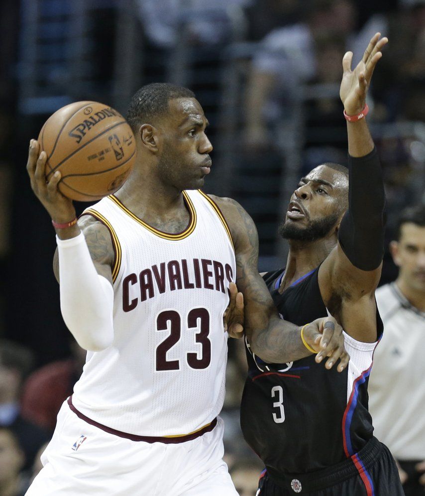 LeBron suma 22 puntos y Cavs derrotan a Clippers