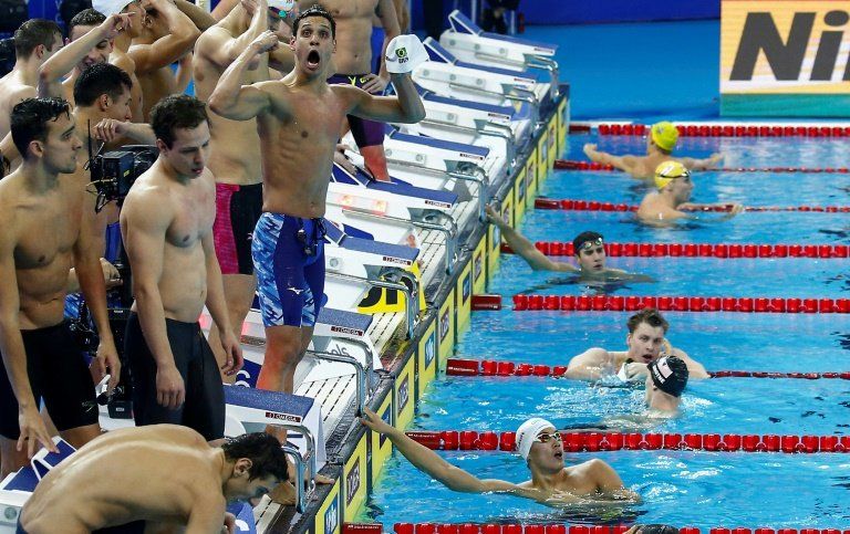 Brasil consigue el récord del mundo en 4x200m en Mundial de natación en piscina corta