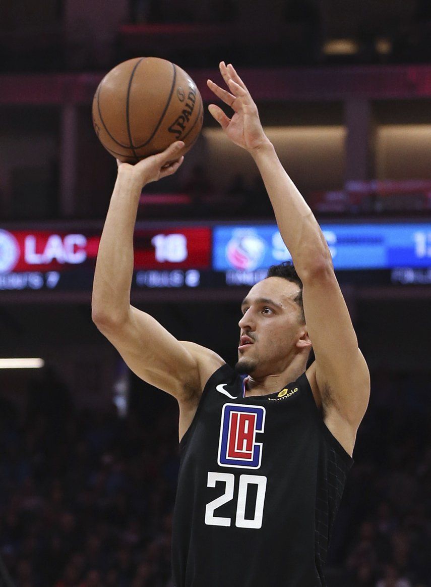 Clippers derrotan 116-109 a los Kings