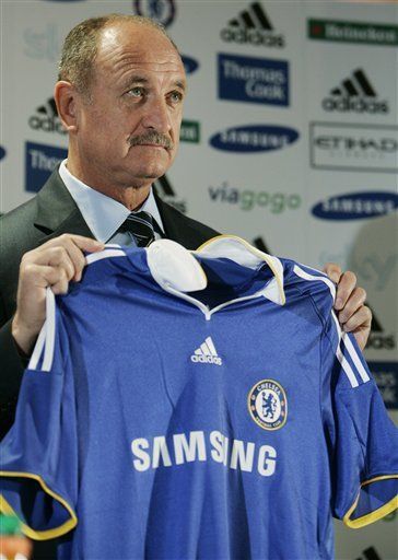 Scolari quiere retener a Lampard y Drogba