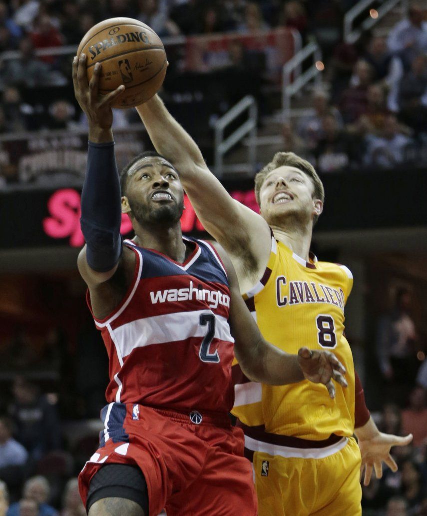 Cavaliers sufren 1er revés en casa al perder ante Wizards
