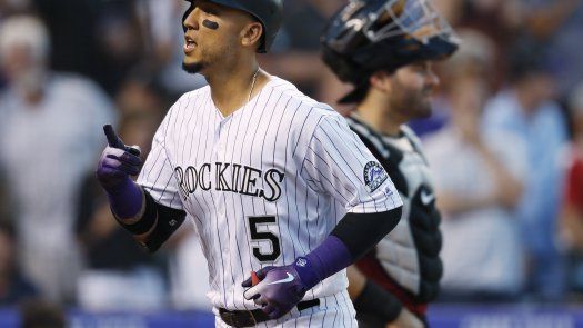 Rockies sacuden 5 jonrones y aplastan a Diamondbacks 19-2