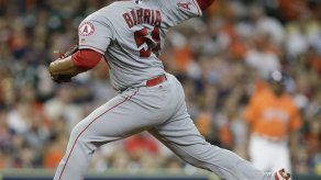 Jaime Barría dominó a los Astros en triunfo de los Angelinos