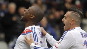 Lyon derrota 3-1 a Ajaccio