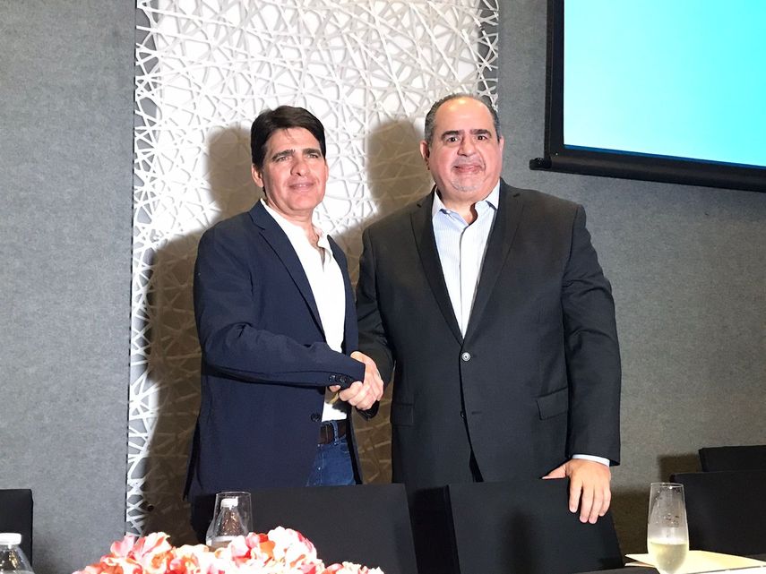 Vicente Carretero y Jorge Tzortzatos en la conferencia de prensa del Tour Panamá 2022&nbsp;