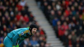 El arquero checo Petr Cech anuncia su retirada internacional