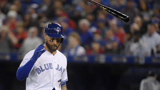 Azulejos transfieren a Kevin Pillar a Gigantes