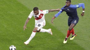 Perú: Hospitalizan a Jefferson Farfán por golpe en la cabeza