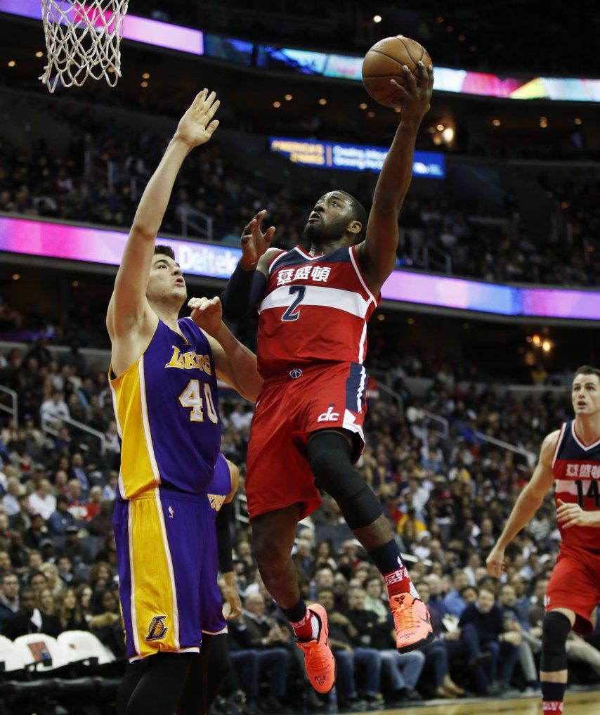 Wizards vencen a Lakers y suman 6 triunfos en fila
