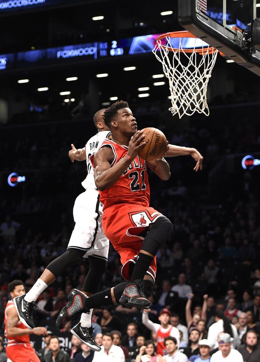Bulls vencen a Nets y aseguran ventaja de local en 1ra ronda