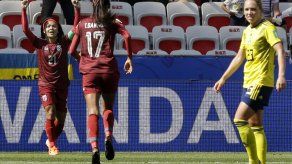 Carli Lloyd anota dos goles y EEUU vence 3-0 a Chile