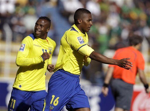 Mundial: Ecuador revive tras ganar 3-1 a Bolivia en La Paz