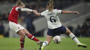 Arsenal vence a Tottenham