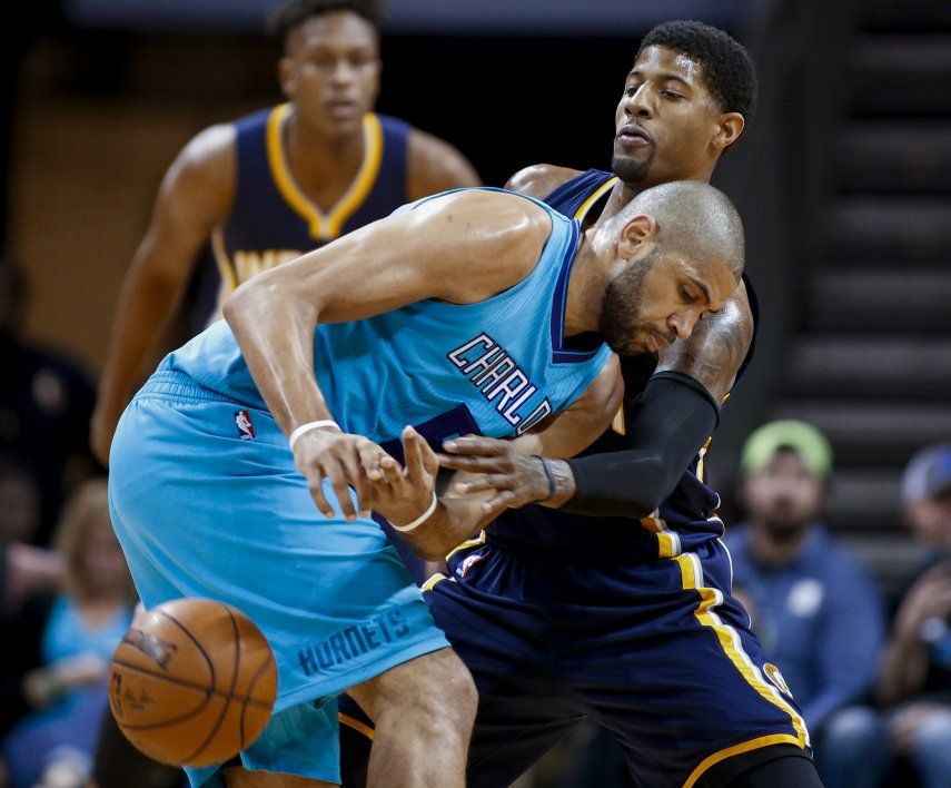 Walker y Batum conducen victoria de Hornets sobre Pacers