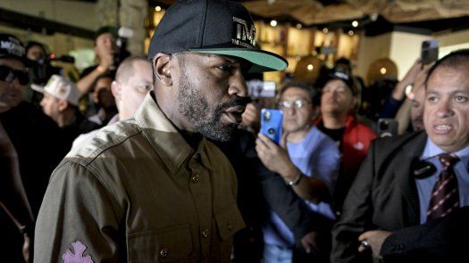 Floyd Mayweather Jr peleará con John Gotti en México