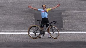 París 2024: El belga Remco Evenepoel se cuelga con el oro el Ciclismo de Ruta