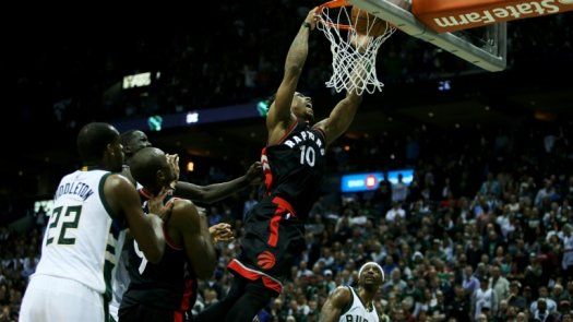 Raptors ganan serie a Bucks y avanzan en playoffs de la NBA