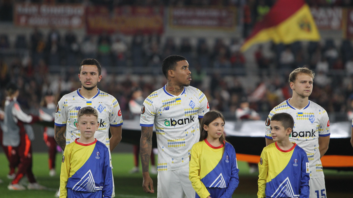 Dynamo de Kiev no la pasa bien en su debut