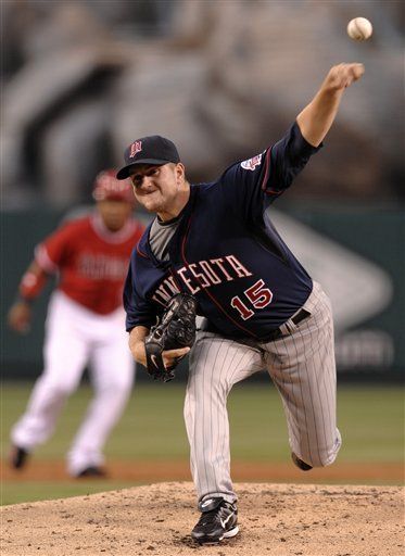 MLB: Mellizos 9, Angelinos 0; Perkins lanza blanqueada