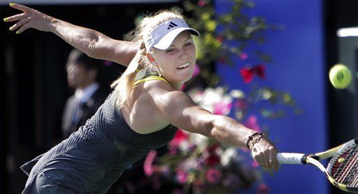 Wozniacki derrota a Dementieva y gana torneo Pan Pacific