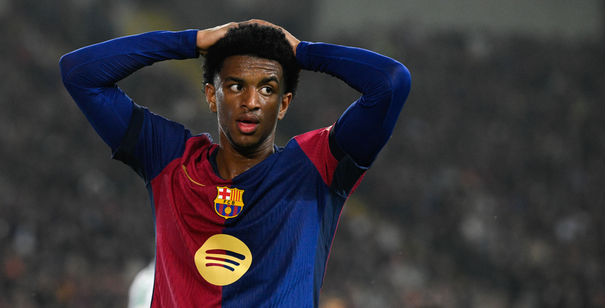 FC Barcelona anunció baja del lateral Alejandro Balde