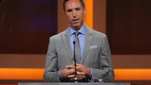 Steve Nash anuncia su retiro de la NBA