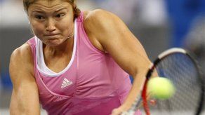 Venus Williams y Dinara Safina avanzan en Stuttgart