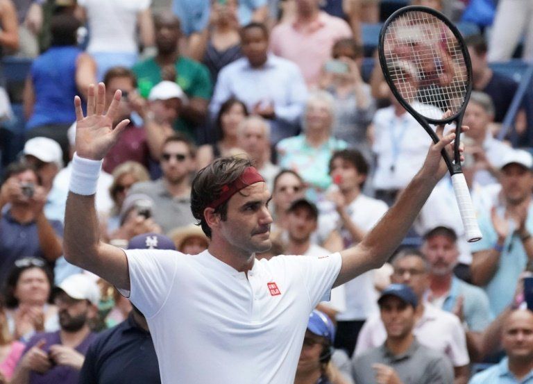 Federer barre a Paire y jugará contra Kyrgios en tercera ronda del US Open