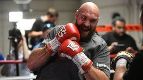 Tyson Fury defenderá su título este sábado.
