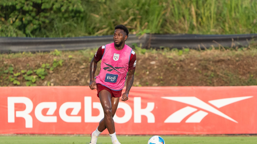 Omar Browne vuelve a sumar minutos con la Selección de Panamá
