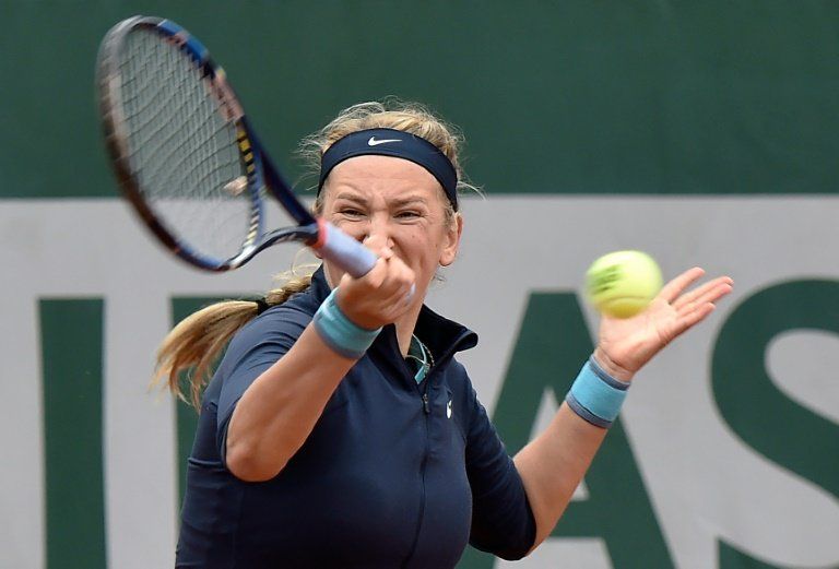 La bielorrusa Victoria Azarenka abandona en primera ronda de Roland Garros