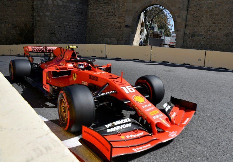 Ferrari domina los terceros libres en Bakú