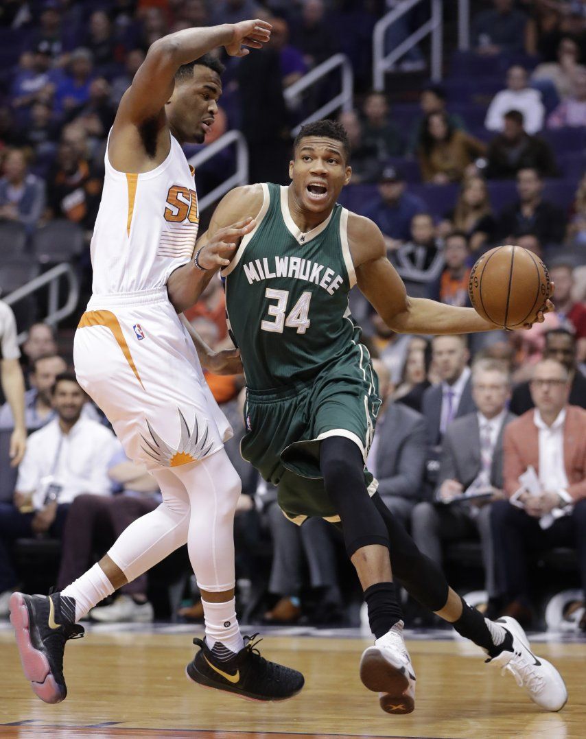 Bucks aplastan a Suns y frenan seguidilla de 5 derrotas