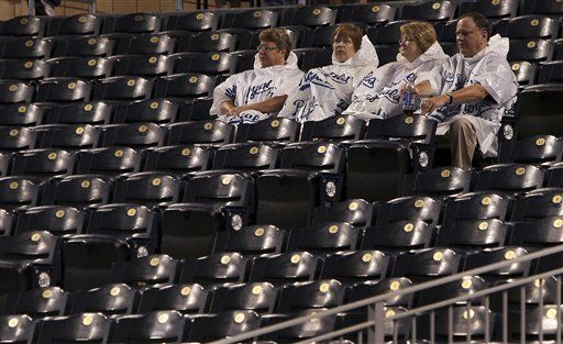 Partido Angelinos-Reales es pospuesto por lluvia