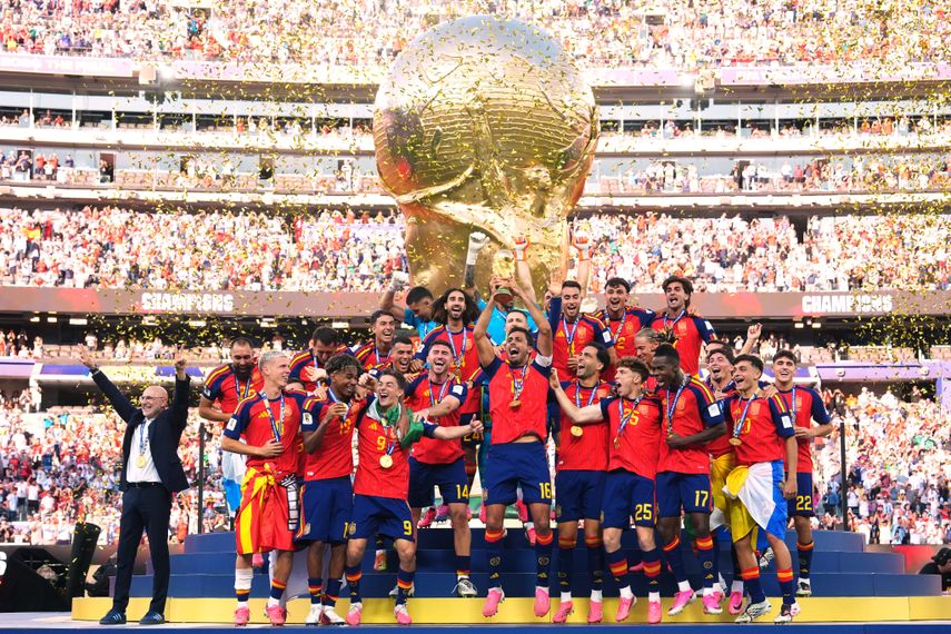 Mundial 2026: Donald Trump y Gianni Infantino entregaron el trofeo