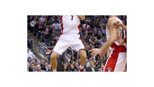 NBA: Raptors 101, Cavaliers 81; Barbosa anota 13 puntos