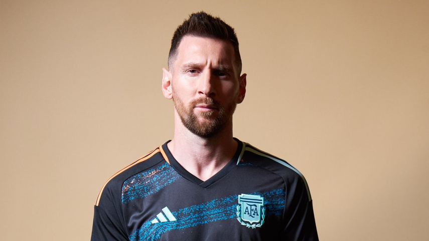 Mundial Femenino 2023: Messi vistió la camiseta alternativa de Argentina&nbsp;