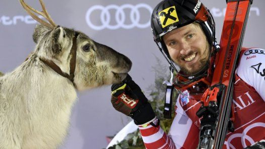 El favorito Marcel Hirscher debuta con victoria en Copa del Mundo de esquí alpino