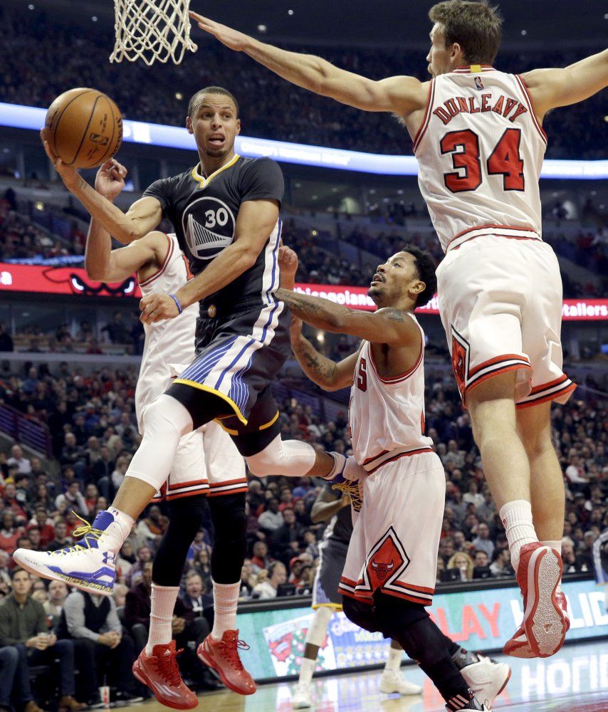 Warriors gana a Bulls, logra 12avo triunfo al hilo