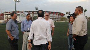 Ordenan cierre del Cascarita Tapia