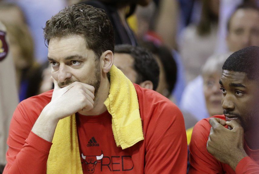 Pau Gasol en duda para 4to partido entre Bulls y Cavs