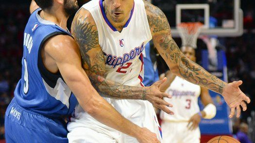 Redick lidera a Clippers mermados por bajas, ganan a Wolves