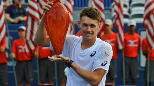 De Minaur se corona en Atlanta tras vencer a Fritz